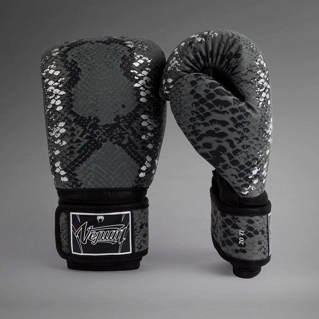 Venum Amazonia Boxing Gloves